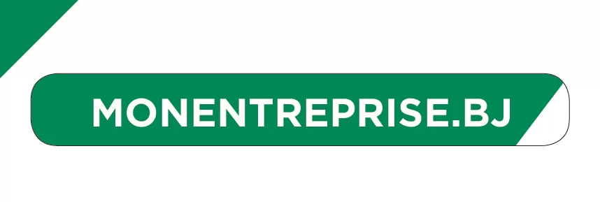 Logo vert et blanc avec l'inscription monentreprise.bj sur fond blanc et forme géométrique verte dans un coin