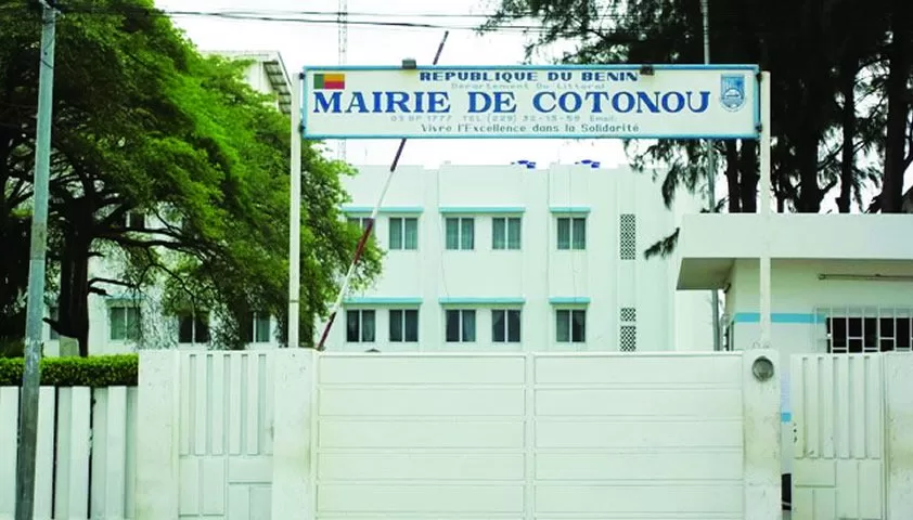 Façade de la mairie de Cotonou