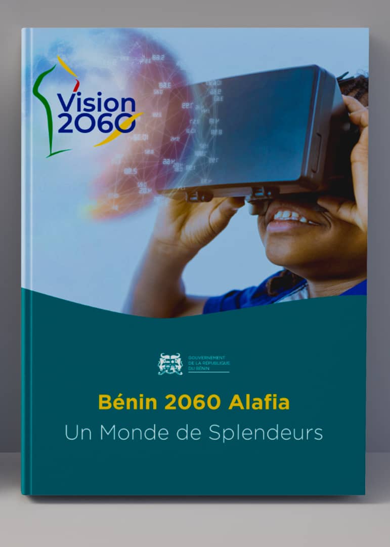 Couverture bleu et turquoise avec un enfant souriant portant un casque de réalité virtuelle et le texte Bénin 2060 Alafia Un Monde de Splendeurs